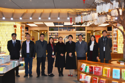 河源市委常委、宣傳部部長(zhǎng)張玲蒞臨堅(jiān)基購(gòu)物中心調(diào)研檢查文化活動(dòng)工作