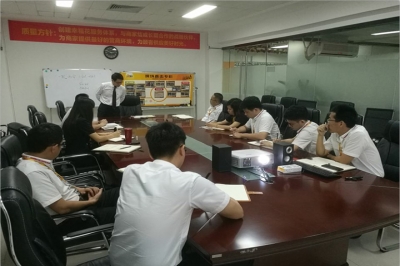 堅基商業(yè)丨為了讓客戶少跑1次，我們重復(fù)專注做10次 ——-----致力將商戶服務(wù)做到全中國最優(yōu)